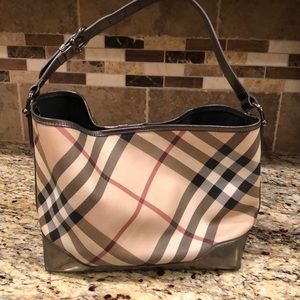 COPY - AUTHENTIC BURBERRY TOTE